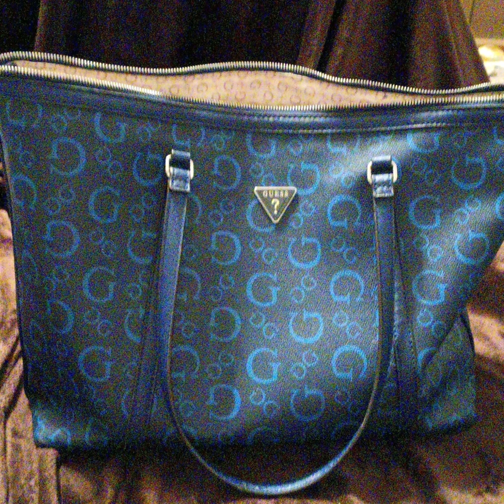 Guess Tote